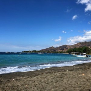 Pantai Pemuteran