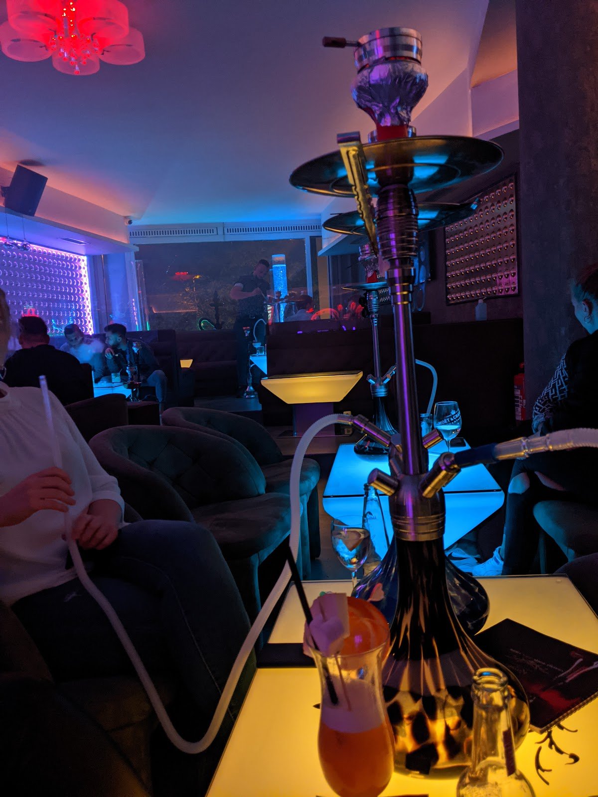 رويال شيشة لاونج - ميونخ: أوقات العمل، الأنشطة، وتعليقات الزوَّار