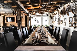 Asado's Steakhouse, Bar & Lounge